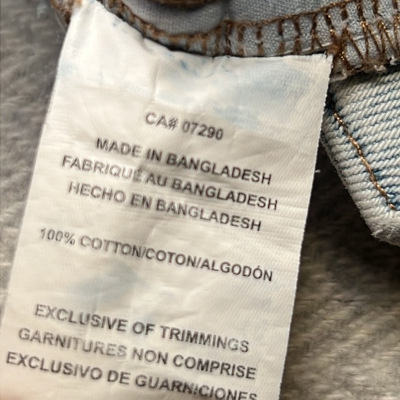 High Performance Wear Denim Shorts. Jean Shorts. Size EU 42. - Picture 10 of 10